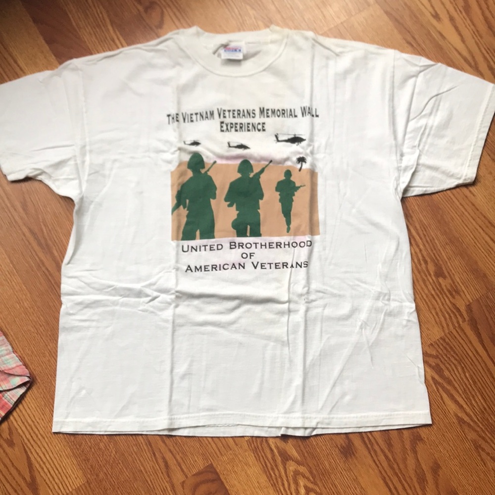 Vietnam Memorial White Graphic T-Shirt